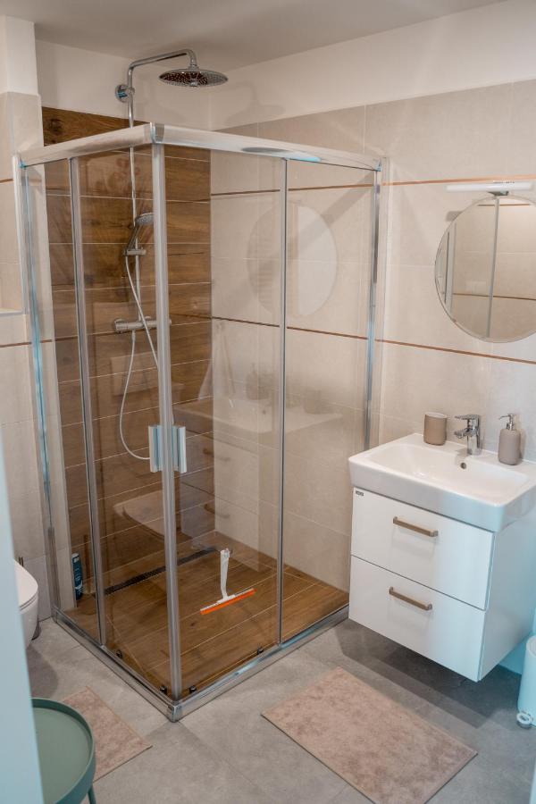 Apartman Sjezdovka Kasperske Hory Buitenkant foto